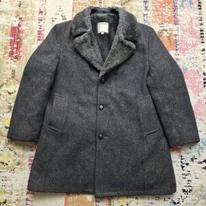 Vintage Woodmere Wool Coat Mens Size 44 Faux Fur Lined Old Money Heavyweight